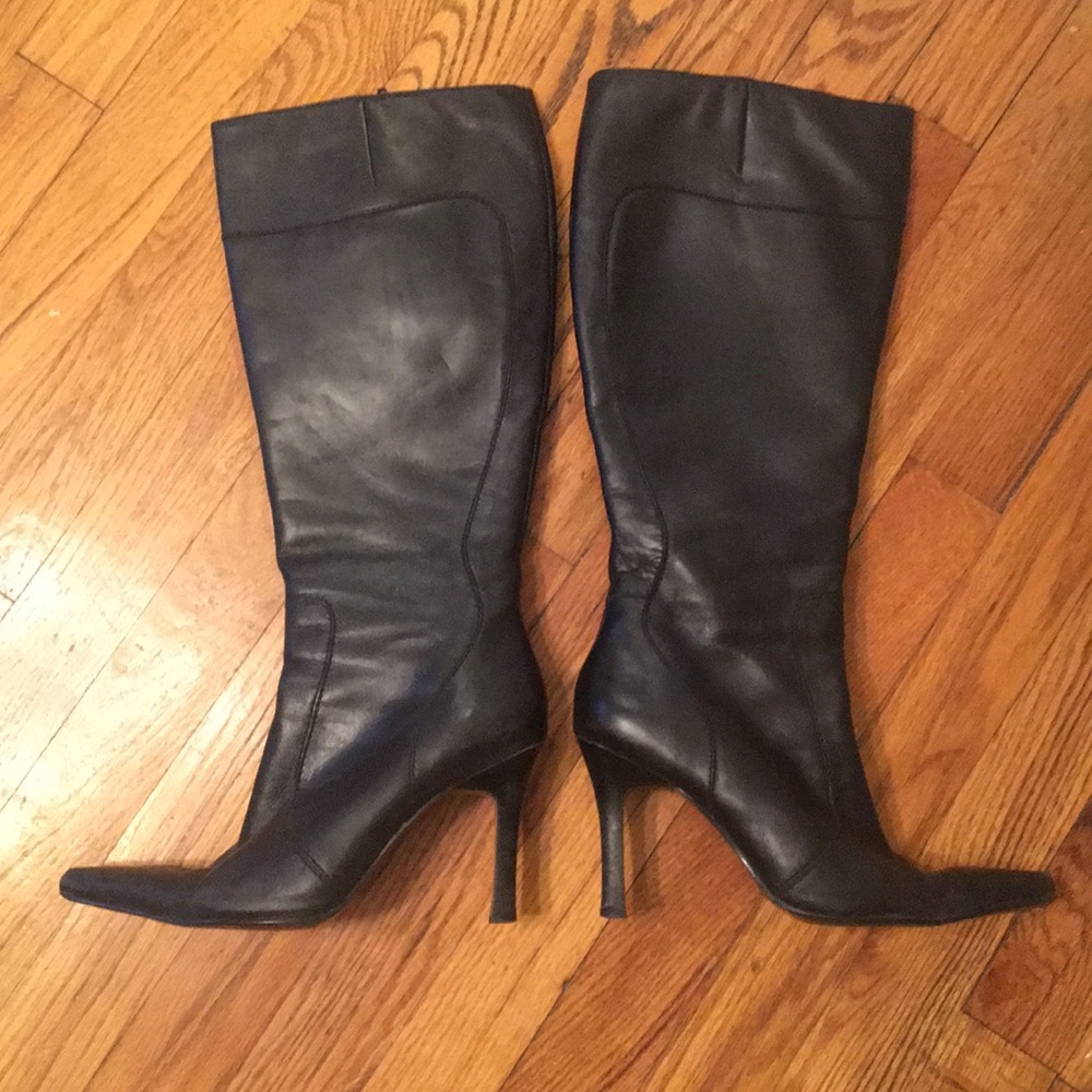 High heeled boots